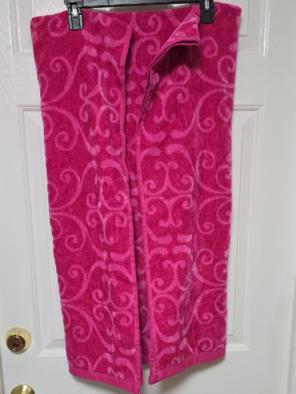 Disney Princess Pink Beach Towel Size 34in x 63in - Picture 7 of 9